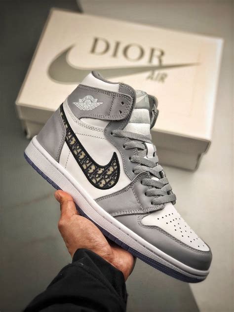 dior jordan costo|nike dior jordan price.